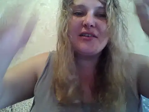 ParisMimi online show from May 21, 12:12 pm