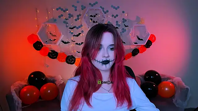 liana kisses online show from October 24, 7:43 pm