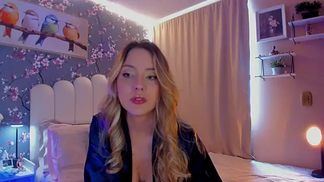 martinaaricci online show from May 14, 2:35 pm