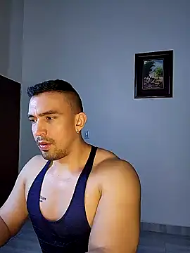 Snapshot of jhay-crux chatting on December 10, 10:17 am jhay-crux online show from December 10, 10:17 am