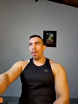 Snapshot of jhay-crux chatting on December 17, 10:23 am jhay-crux online show from December 17, 10:23 am