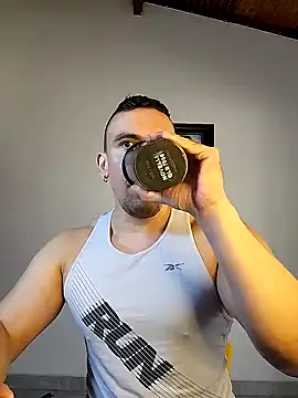 Snapshot of jhay-crux chatting on January 7, 12:09 pm jhay-crux online show from January 7, 12:09 pm