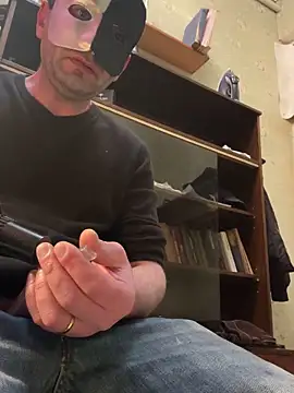 Ariel Ari online show from January 9, 1:18 am