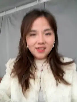 Snapshot of Efangfang chatting on December 12, 8:57 am Efangfang online show from December 12, 8:57 am