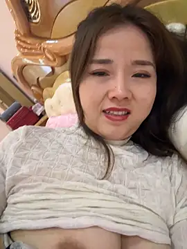 Snapshot of Efangfang chatting on February 2, 2:45 pm Efangfang online show from February 2, 2:45 pm