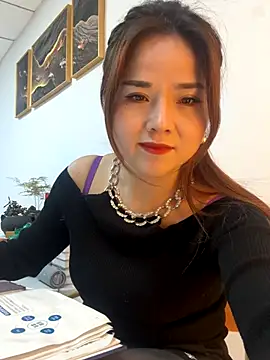 Efangfang online show from November 25, 11:10 am