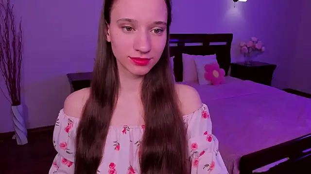 StaceySunny online show from March 25, 5:30 pm