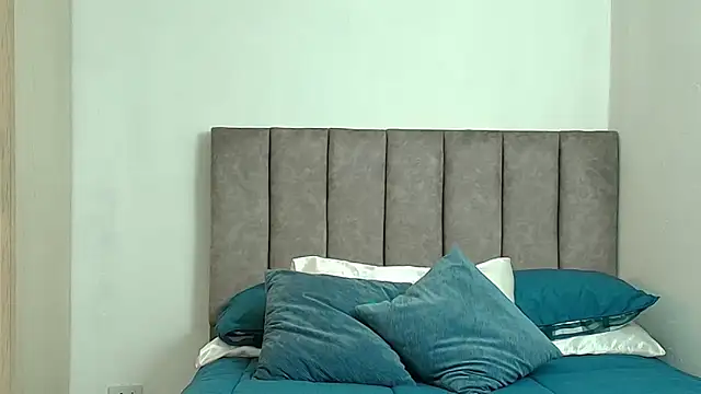 Snapshot of karina_lewis_ chatting on June 11, 5:38 am karina lewis online show from June 11, 5:38 am