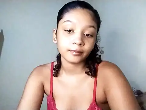 Snapshot of heleny901 chatting on February 24, 8:36 pm heleny901 online show from February 24, 8:36 pm