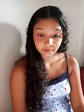 Snapshot of heleny901 chatting on January 9, 9:16 pm heleny901 online show from January 9, 9:16 pm