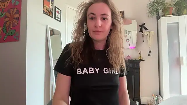 Littlelolo60 online show from April 28, 8:41 am