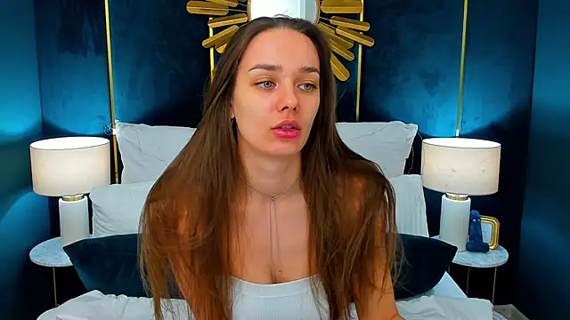 AprilWong online show from May 28, 5:16 am