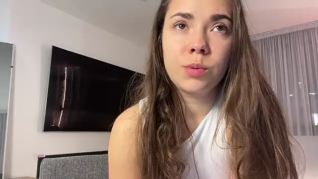 Snapshot of Mika_Miller chatting on May 5, 8:06 pm Mika Miller online show from May 5, 8:06 pm