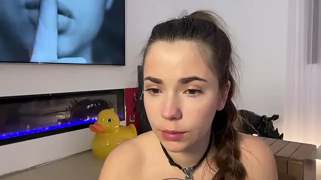 Snapshot of Mika_Miller chatting on May 16, 12:29 am Mika Miller online show from May 16, 12:29 am