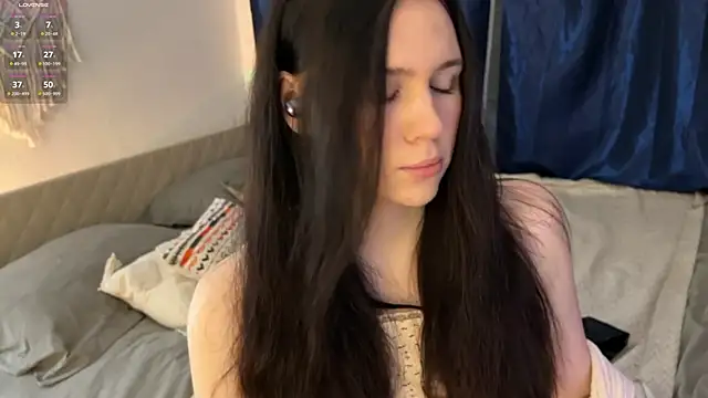 jennetdoll online show from February 5, 5:09 pm