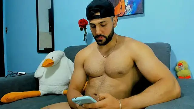 Snapshot of ETHAN_ROX chatting on January 16, 11:27 pm ETHAN ROX online show from January 16, 11:27 pm