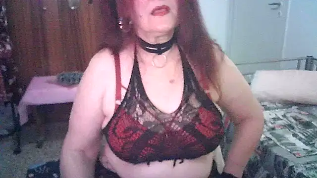 Snapshot of SabrinaXlovess chatting on May 24, 4:45 pm SabrinaXlovess online show from May 24, 4:45 pm