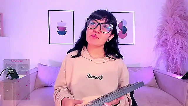 Sweet Namii online show from March 11, 5:30 pm