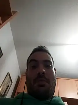 skrigul12 online show from January 4, 11:27 pm