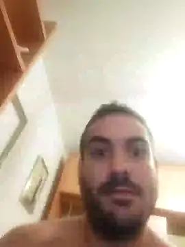 skrigul12 online show from January 11, 6:45 am