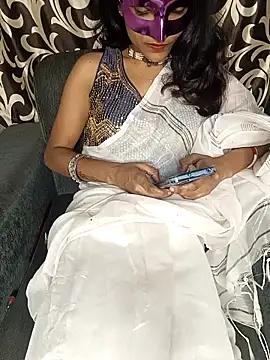 REVA DARLING online show from December 2, 6:30 am