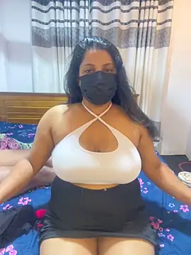 NOORA-GIRL online show from February 16, 10:28 pm