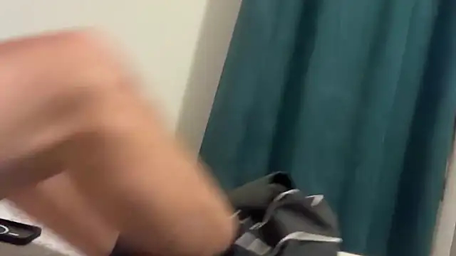 YoungCok25 online show from October 20, 1:00 pm