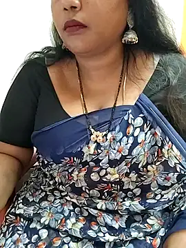 Snapshot of Swapna_143 chatting on December 10, 2:48 am Swapna 143 online show from December 10, 2:48 am