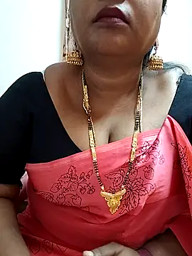 Snapshot of Swapna_143 chatting on February 5, 2:40 am Swapna 143 online show from February 5, 2:40 am