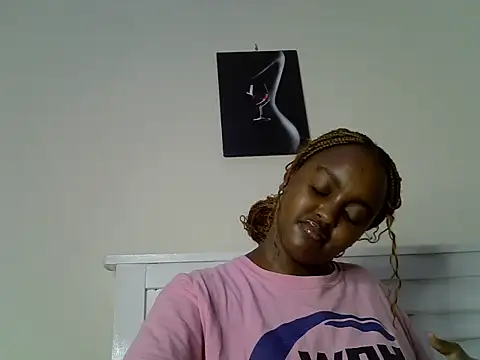 Snapshot of _nightnurse chatting on December 4, 6:39 pm nightnurse online show from December 4, 6:39 pm