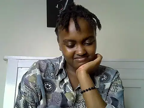 Snapshot of _nightnurse chatting on December 18, 10:46 pm nightnurse online show from December 18, 10:46 pm