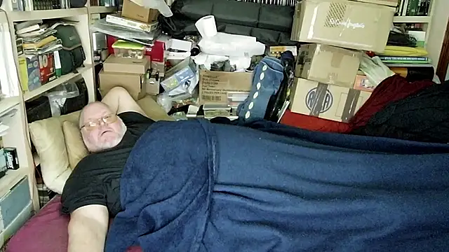 hadeszeuss2 online show from February 9, 6:37 pm