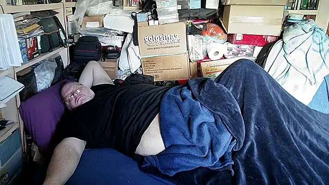 hadeszeuss2 online show from February 20, 3:01 pm