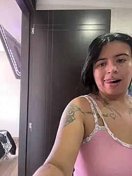 Devilsweet17 online show from May 4, 6:26 pm