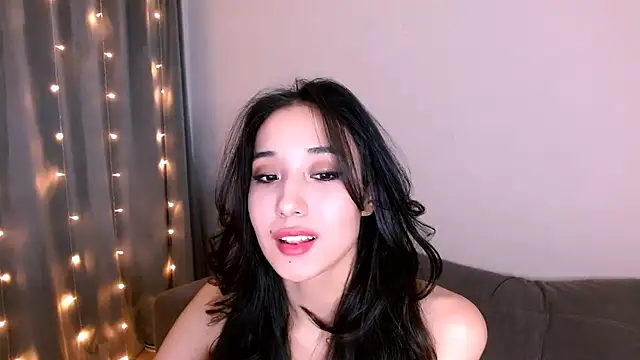 Snapshot of Li_noen chatting on January 24, 5:53 pm Li noen online show from January 24, 5:53 pm