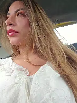 Karen San Miguel online show from March 28, 6:18 pm