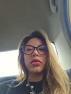Snapshot of Karen_San_Miguel chatting on May 26, 2:35 pm Karen San Miguel online show from May 26, 2:35 pm