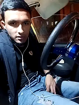 Snapshot of mosmar_20 chatting on January 22, 12:06 am mosmar 20 online show from January 22, 12:06 am