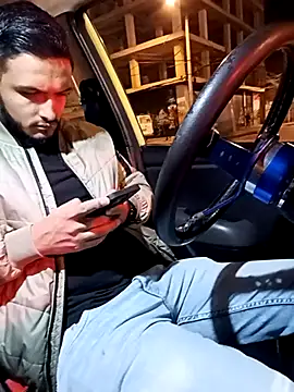 Snapshot of mosmar_20 chatting on September 23, 12:35 am mosmar 20 online show from September 23, 12:35 am