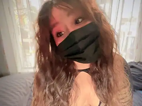 Snapshot of LunaXoxo chatting on January 6, 7:45 pm LunaXoxo online show from January 6, 7:45 pm