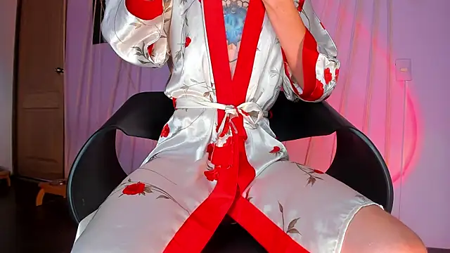 Snapshot of MrShaggy chatting on January 15, 2:13 pm MrShaggy online show from January 15, 2:13 pm