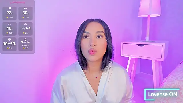 Cameliaa Smiith online show from November 18, 2:50 am