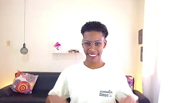 maiki18  online show from February 26, 1:41 pm