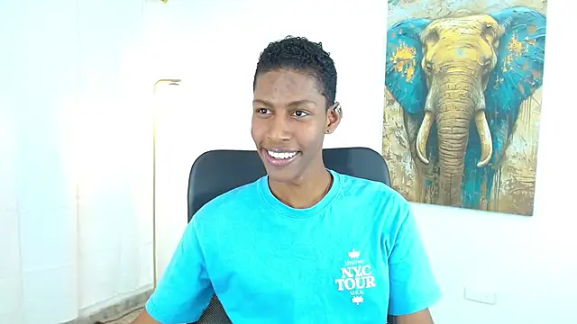 maiki18  online show from October 3, 8:39 pm