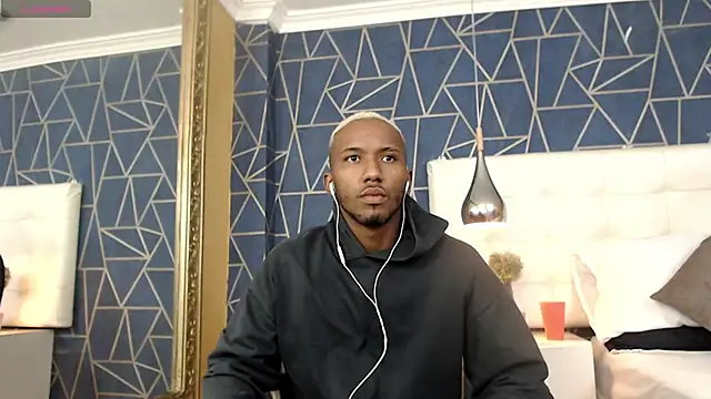 Snapshot of JamesParck chatting on February 6, 12:16 pm JamesParck online show from February 6, 12:16 pm