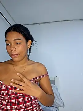 Snapshot of Dena_k_ chatting on March 5, 10:55 am Dena k  online show from March 5, 10:55 am