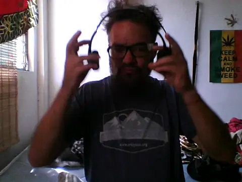 Snapshot of LECHEBALLS chatting on March 13, 8:15 pm LECHEBALLS online show from March 13, 8:15 pm