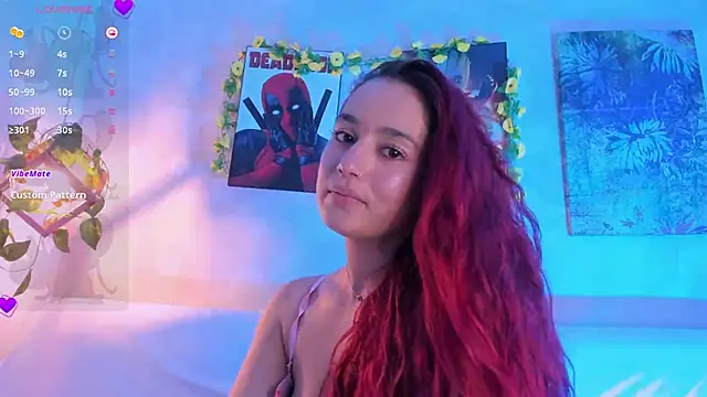 Snapshot of Ari_Baker chatting on February 1, 10:44 pm Ari Baker online show from February 1, 10:44 pm