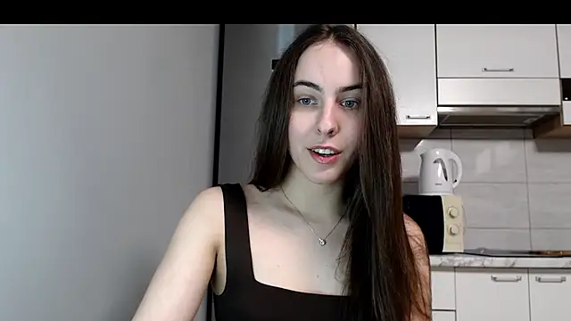 Snapshot of SierraSky_ chatting on April 23, 5:26 pm SierraSky online show from April 23, 5:26 pm