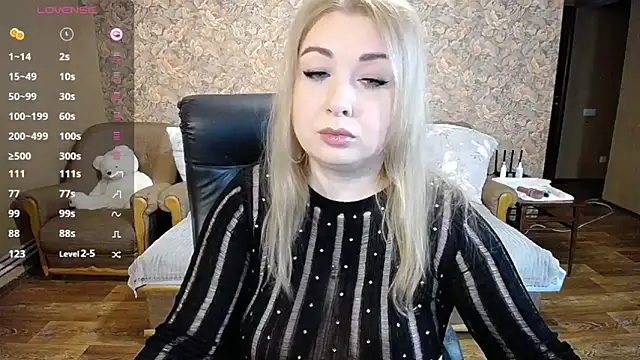 Snapshot of Your_oxygen chatting on November 14, 6:17 pm Your oxygen online show from November 14, 6:17 pm